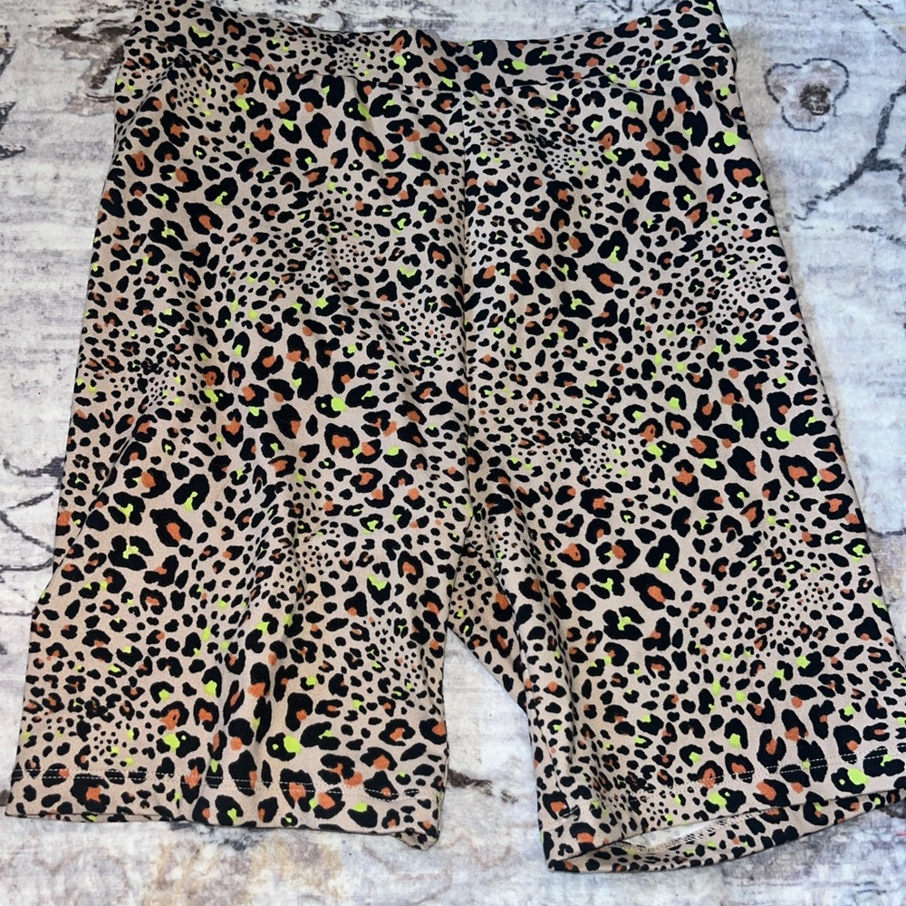 American Eagle Cheetah Leopard Print Soft Biker Shorts size Small